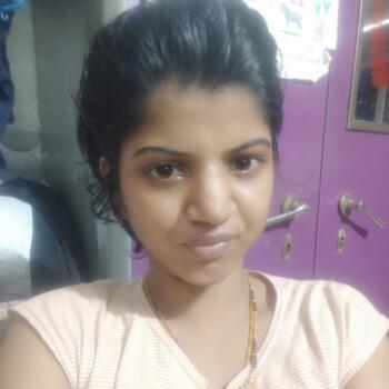 Babysitter in Mumbai: Kavita
