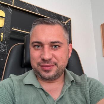 Ankara bölgesinde bebek bakıcılığı işi: Bebek bakıcısı iş ilanı Cankat