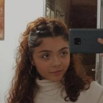 Babysitter in Santo André: Luiza