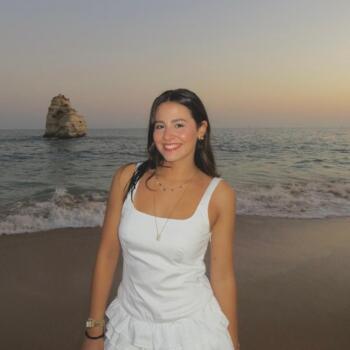 Babysitter Guimarães: Maria