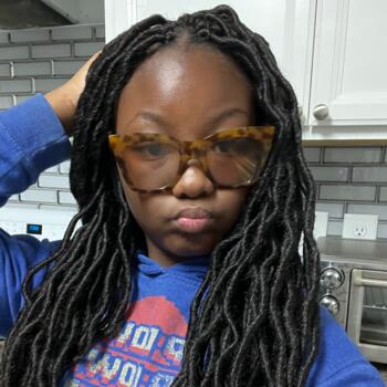 Babysitter in Charlotte: Aniya