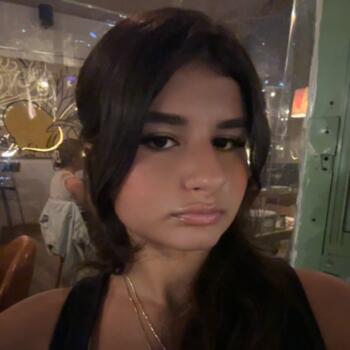 בייביסיטר תל אביב-יפו: Elona