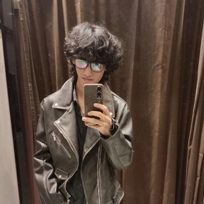 कोलकाता में बेबीसिटर: Ankit