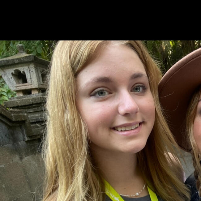 Babysitter in Sydney: Violet