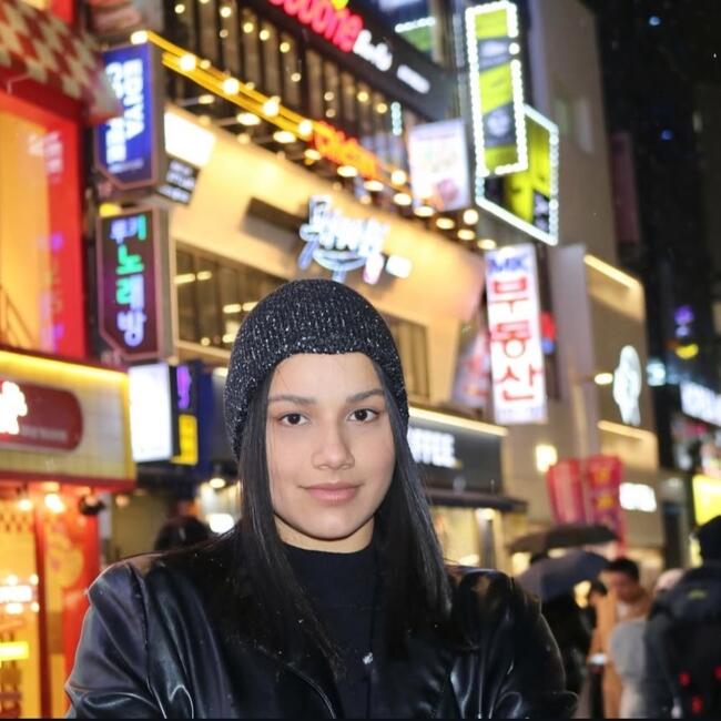 Babysitter in Oviedo: Natalia Andrea