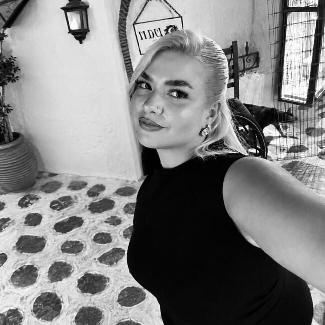 Babysitter in Kalamaria: Βασιλική
