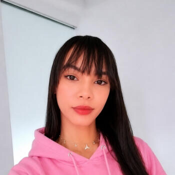 Babysitter Londrina: Iolanda