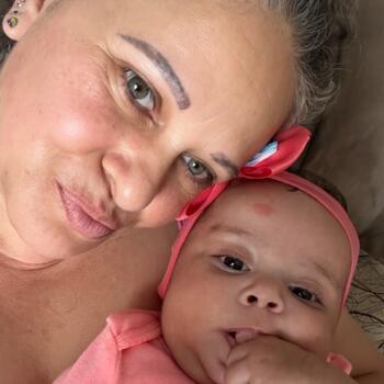 Babysitter Balneário Camboriú: Jucy