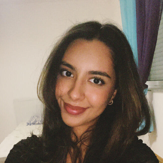 Babysitter in Hürth: Parmida