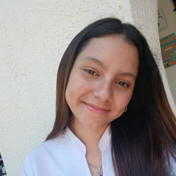 Babysitter in Puerto Colombia: Irielys