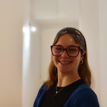 Babysitter in Tours: Sara