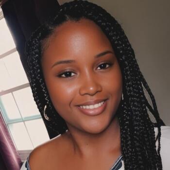 Babysitting job in Siparia: babysitting job Shaneille