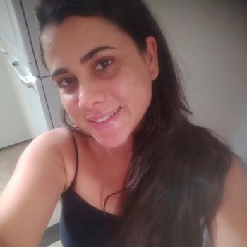 Babá São Joaquim de Bicas: Priscila