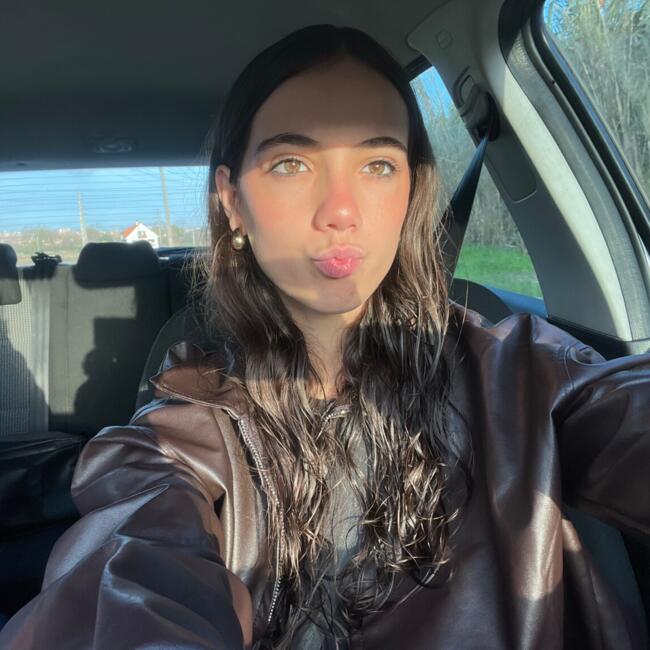 Babysitter in Cortes: Catarina