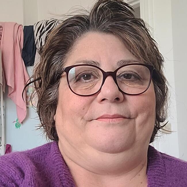 Nanny in Paris: Elisabeth