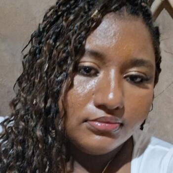 Babysitter in São Gonçalo do Amarante (Rio Grande do Norte): Raissa