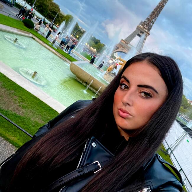 Babysitter in Auderghem/Oudergem: Inès