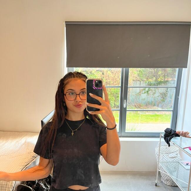 Babysitter in Forest: LUZ