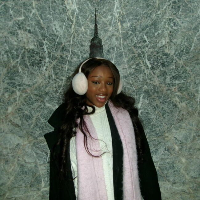 Babysitter in Leeds: Mic