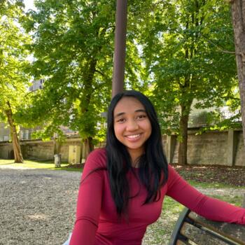 Baby-sitter Ollainville: Aina