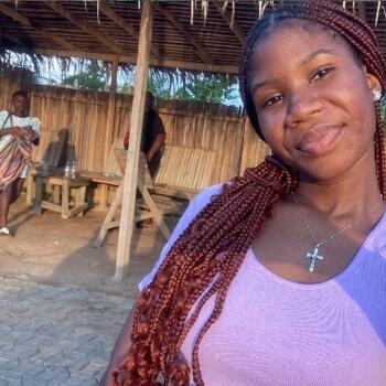 Babysitter in Bordeaux: Prunelle