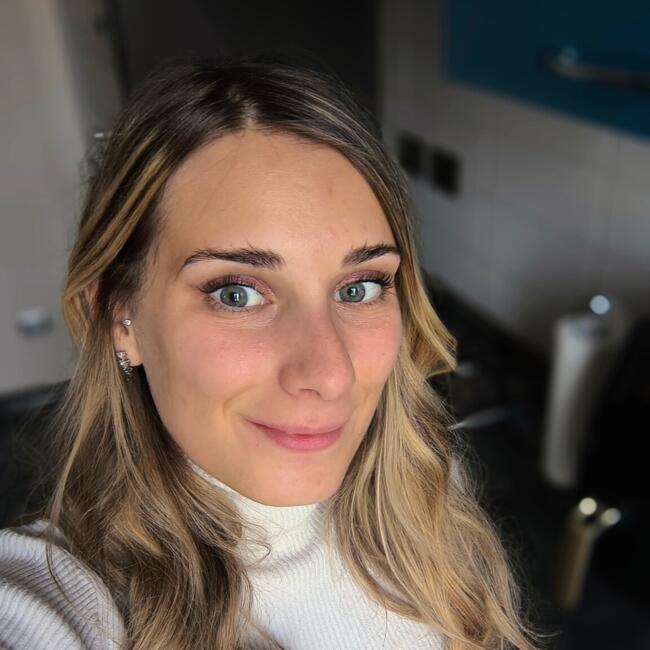 Babysitter in Varano Borghi: Gaia