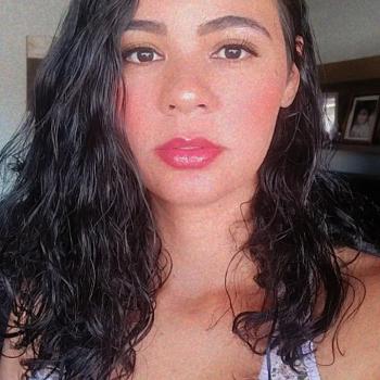 Babá Brasília: Adrielly