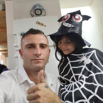 Babysitting job in Falconara Marittima: babysitting job Maycol