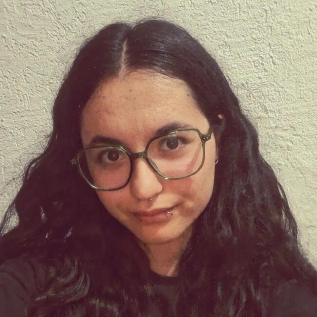 Babysitter in Francisco Morato: Lara Maria