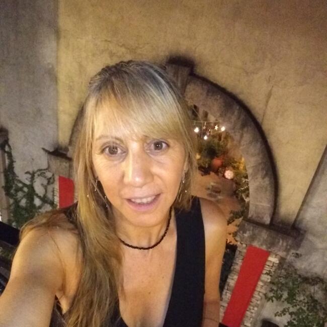 Niñera en José María Ezeiza: Natalia