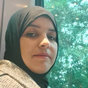 Babysitter in Paris: Zehra