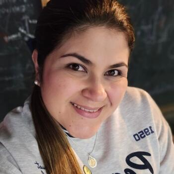 Trabajo para niñera en Antofagasta: trabajo de niñera Darcy