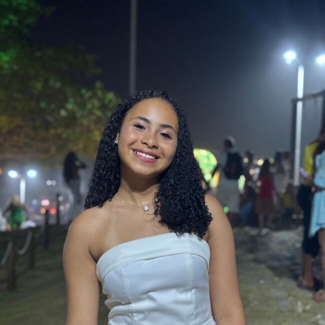 Babá em Saquarema: Geovanna