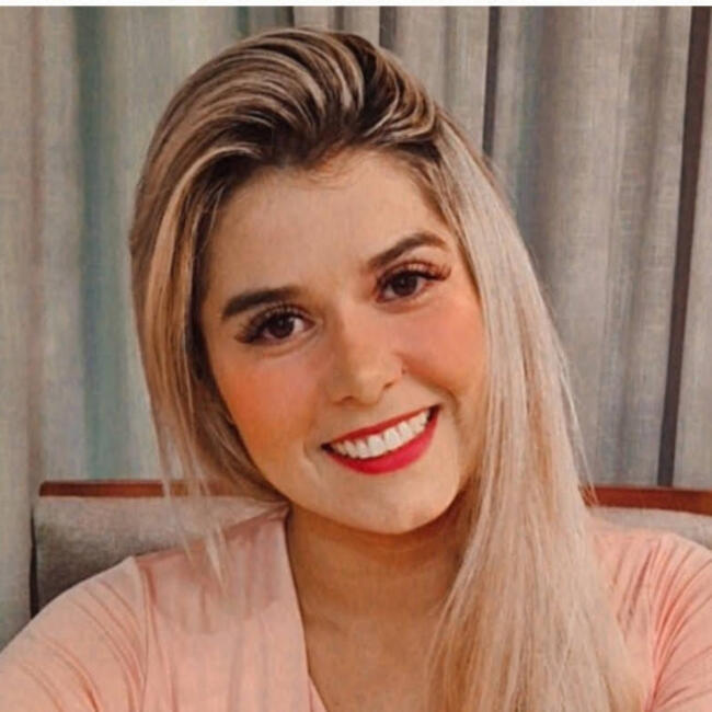 Emprego de babá em Parnamirim: Fernanda