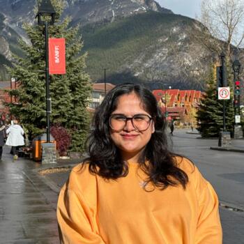 Babysitter in Surrey: Lakshita