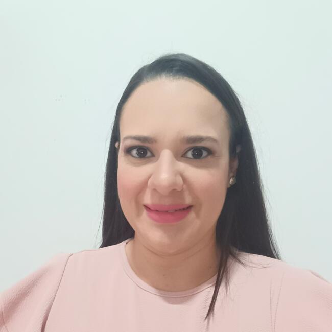 Babysitter in Sant Joan Despí: Julissa