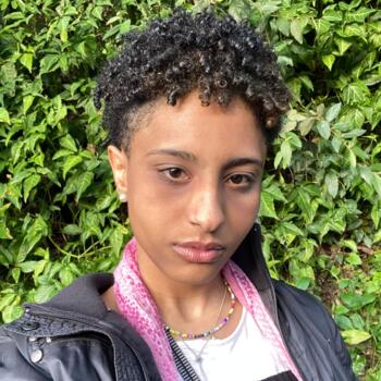 Babá em Pelotas: Mariana