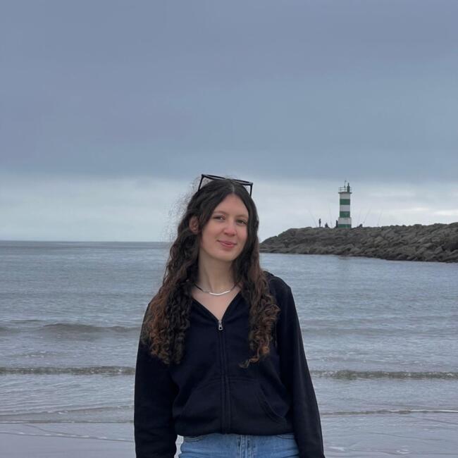 Babysitter in Santa Comba: Joana