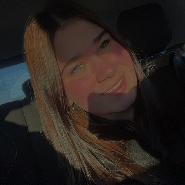 Babysitter in Le Molay-Littry: Laurentia