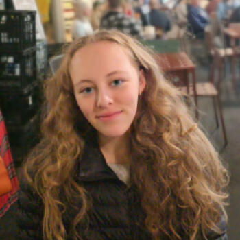 Babysitter in Adelaide: Rosie