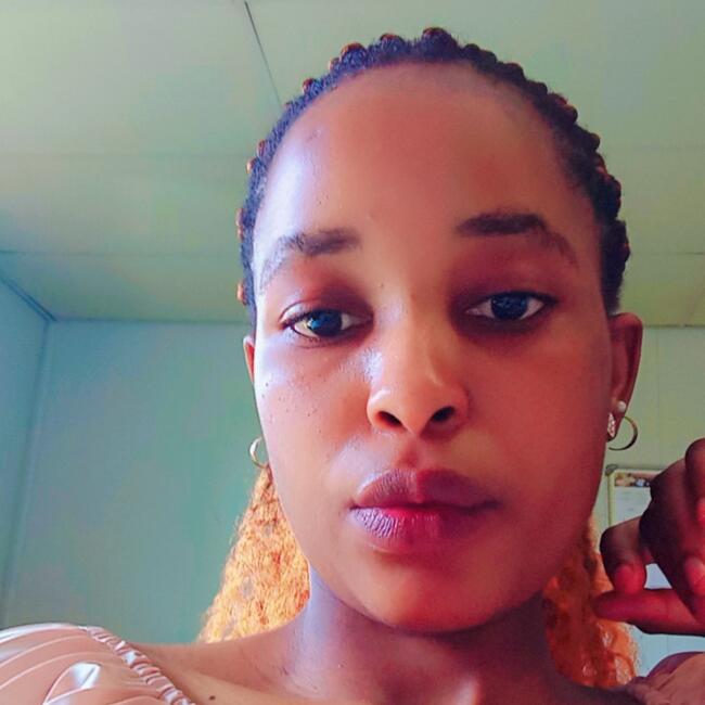 Babysitter in Midrand: Diana