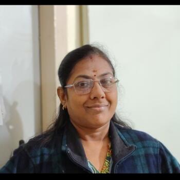 Babysitter Pimpri-Chinchwad: Usha