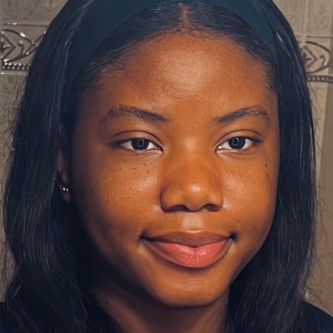 Babysitter in Lisbon: Ana Elma