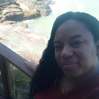 Babysitter Duque de Caxias: Taís