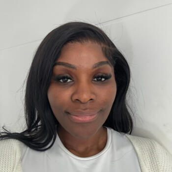 Babysitter in London: Jacqueline