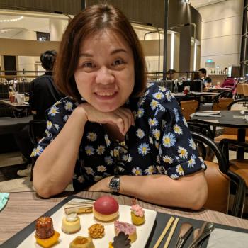 Babysitter Singapore: Chin Yan