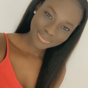 Baby-sitter in Toulouse: Myriam Lourdes