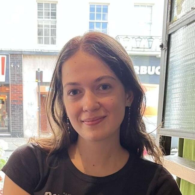 Babysitter in Edinburgh: Lydia