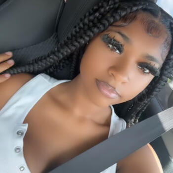 Babysitter in Houston: Alexis