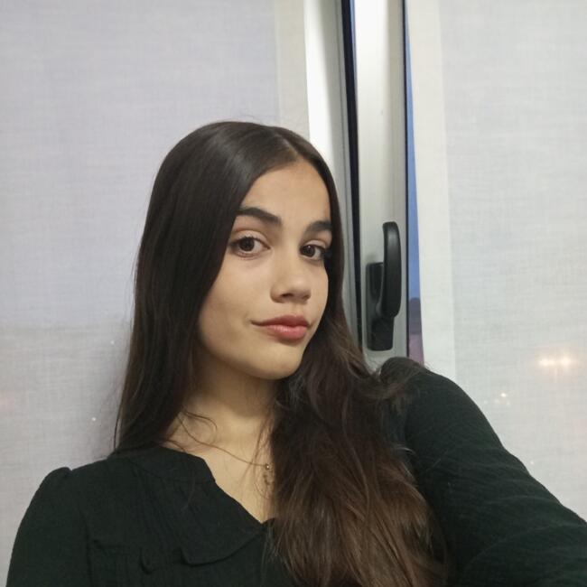 Babysitter in Pola de Siero: Candela